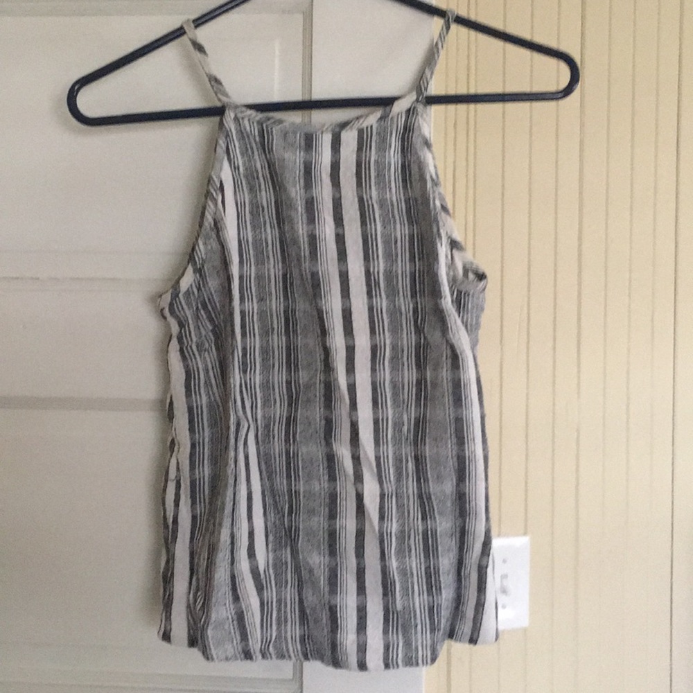 Halter tank